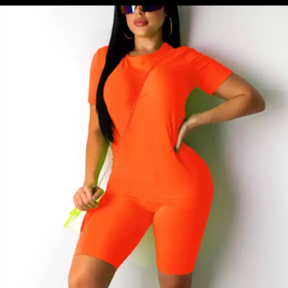 Women’s short set - Picture 3 of 3